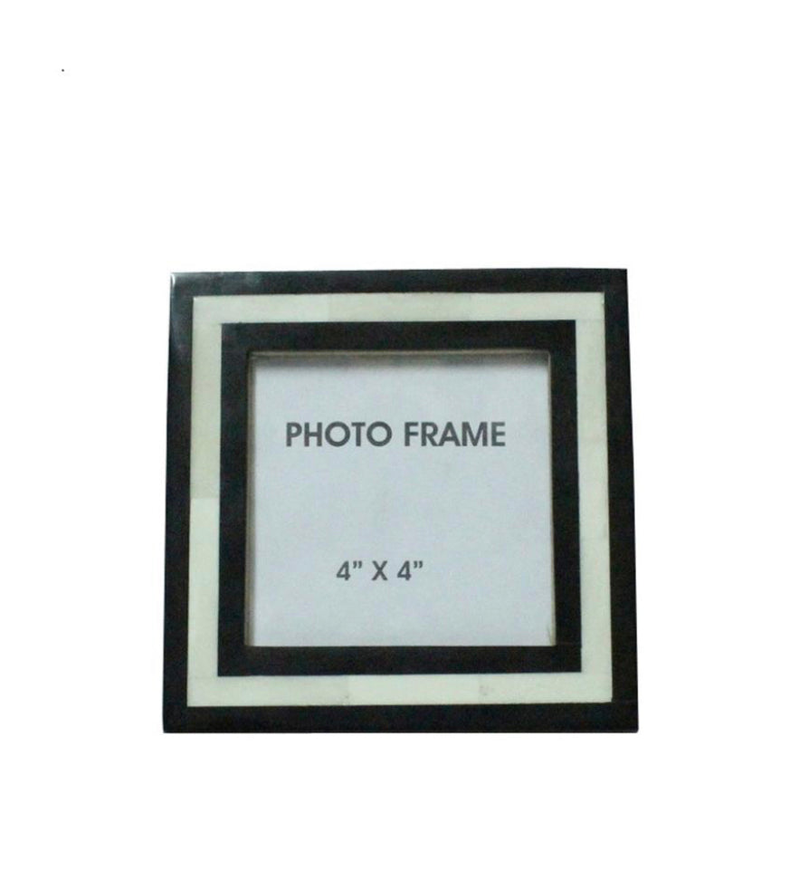 4x4 Black & White Frame