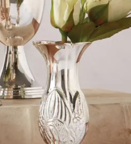 Queen Anne’s Silver Vases