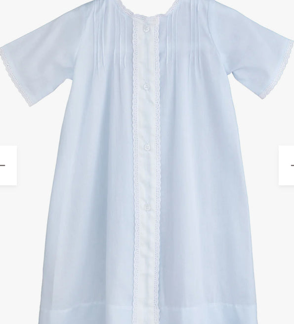 Lenora baby classic daygown
