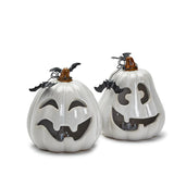 Jack-o-lantern with bats