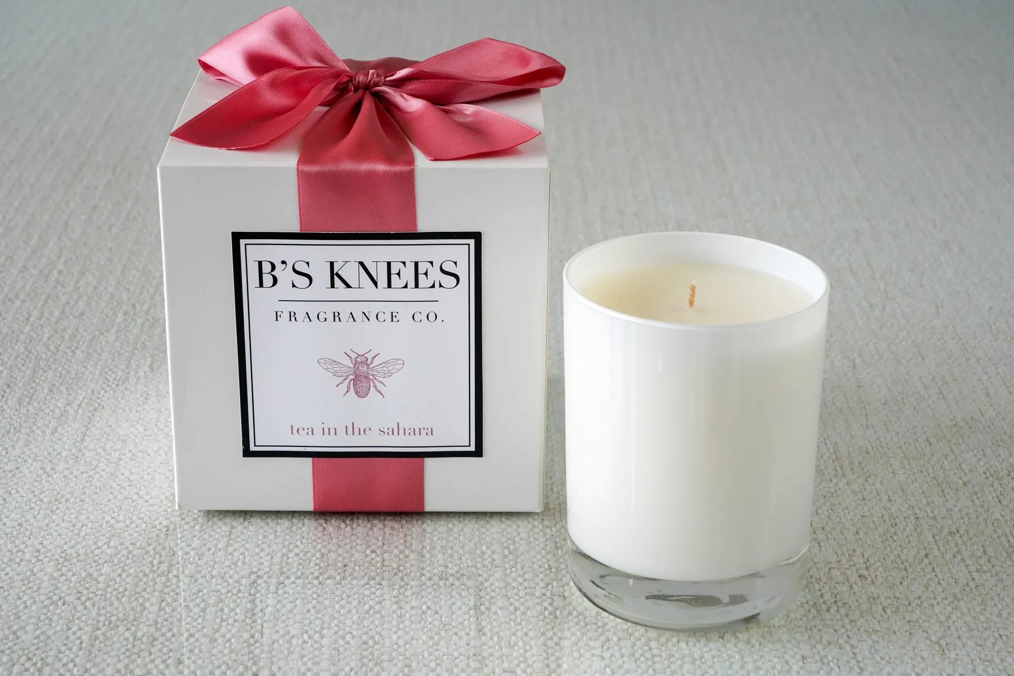 B’s Knees 1 Wick White Glass Candle