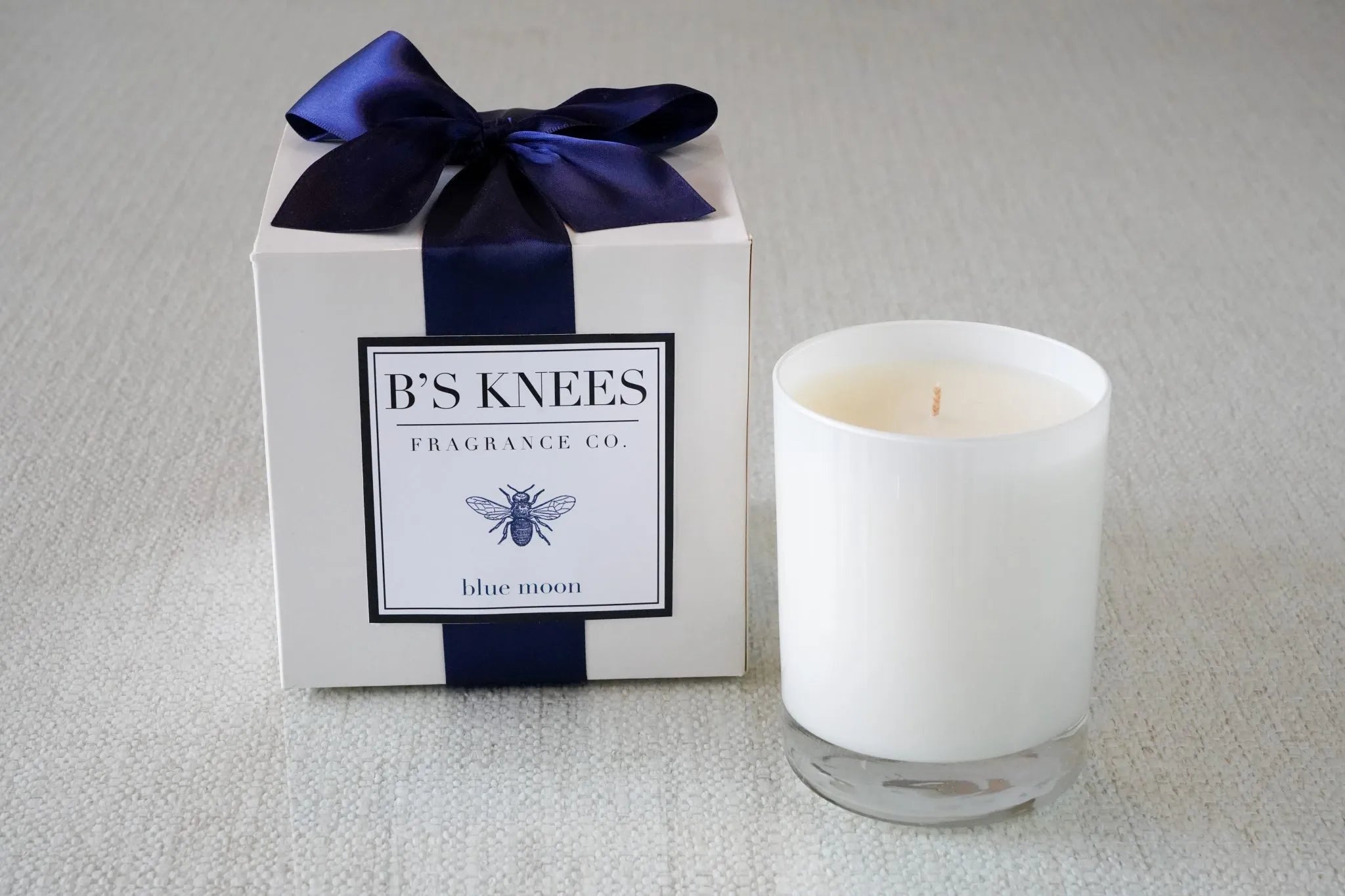 B’s Knees 1 Wick White Glass Candle