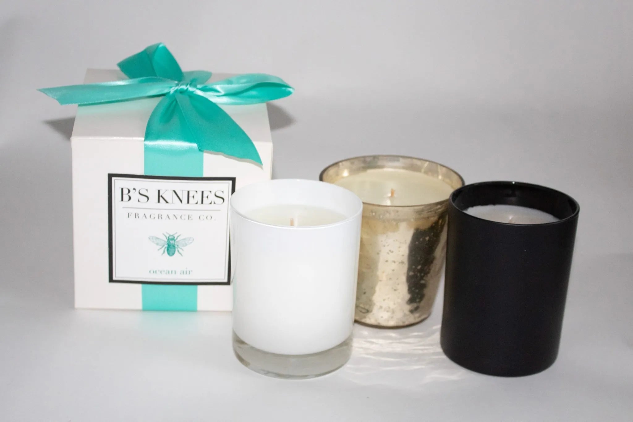 B’s Knees 1 Wick White Glass Candle