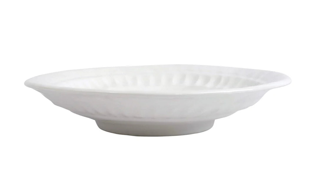 Peitra Serena Table Setting