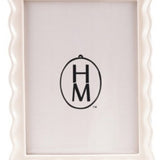Resin Scalloped Picture Frame