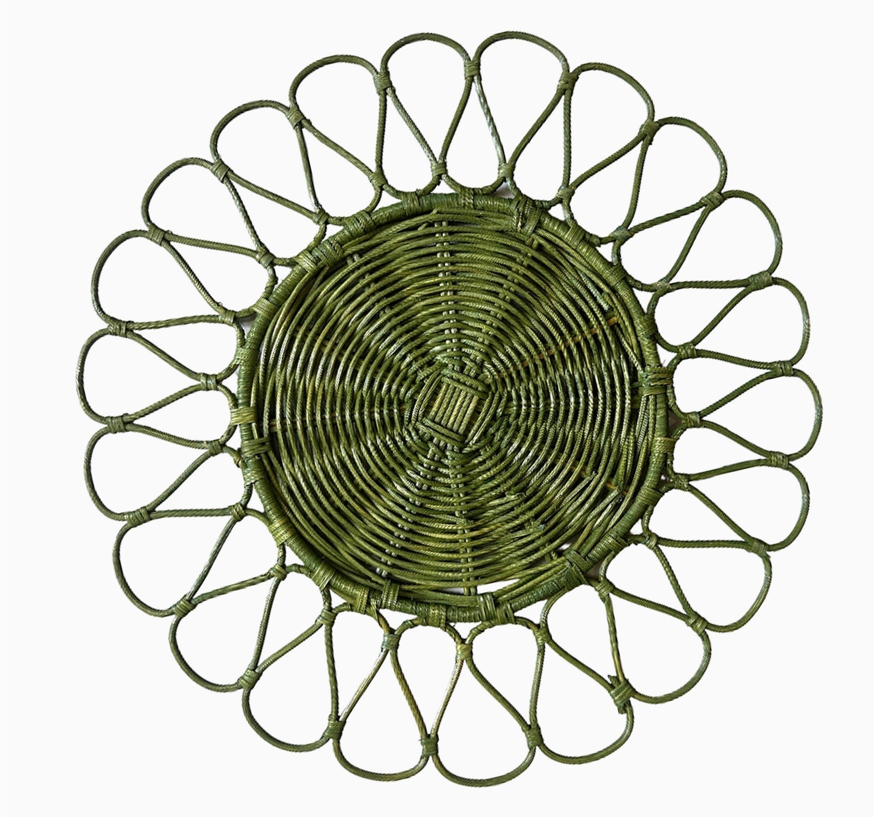 Rattan Petal Wicker Straw Charger Plate