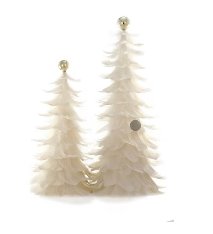 Feathered Tree Straw