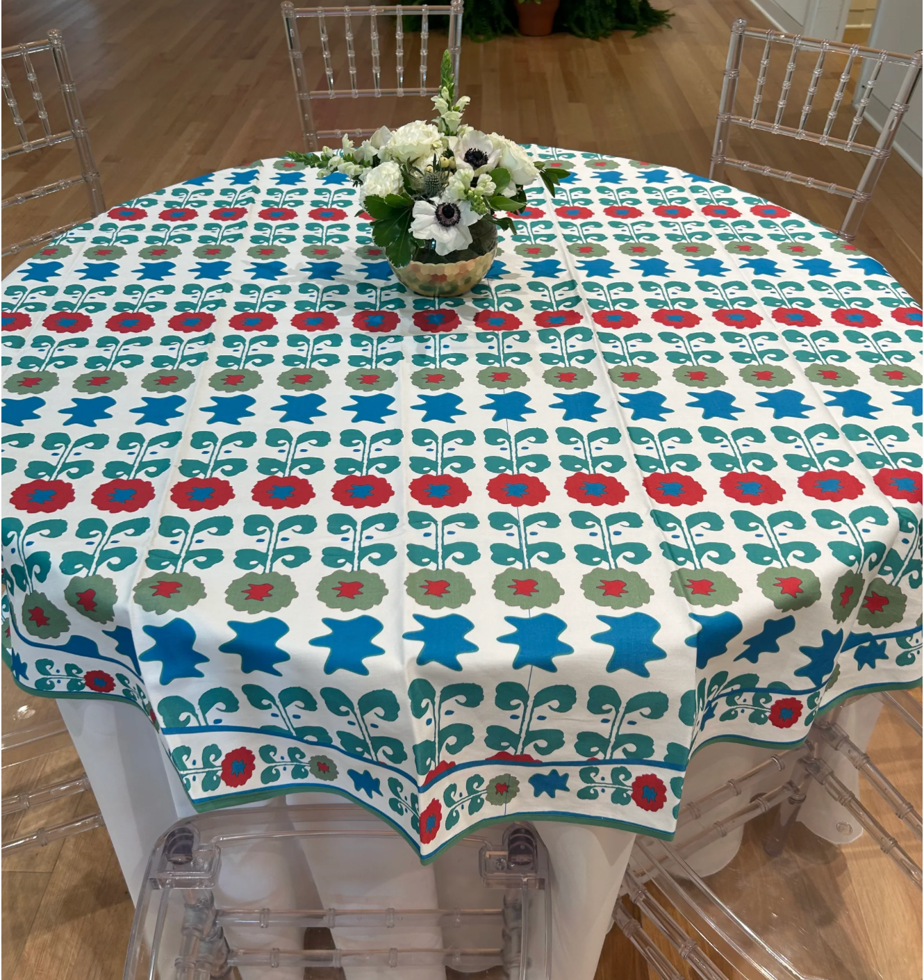 Diamond Suzani Table Cloths