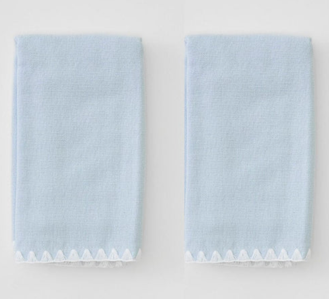 Fingertip Powder Bath Towels