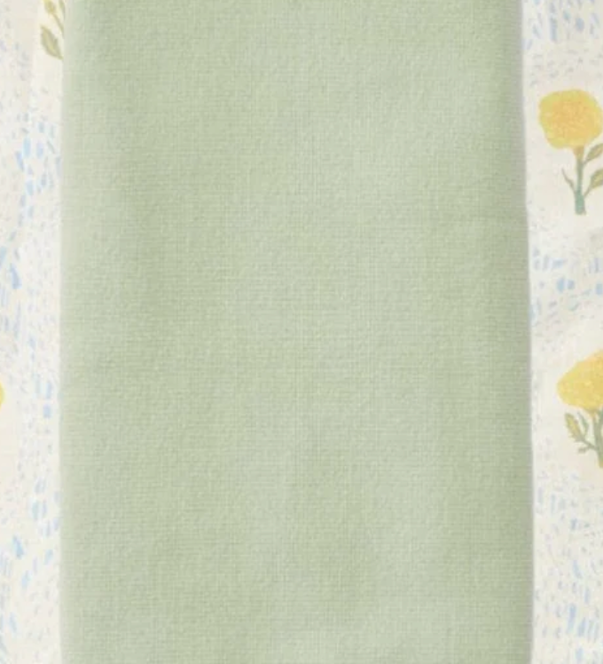 Fingertip Powder Bath Towels