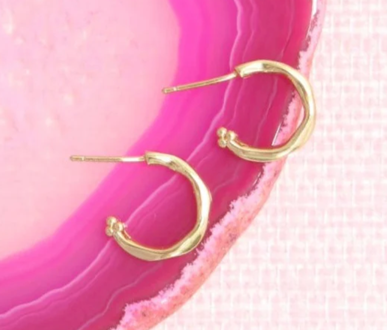 Mia Hoops