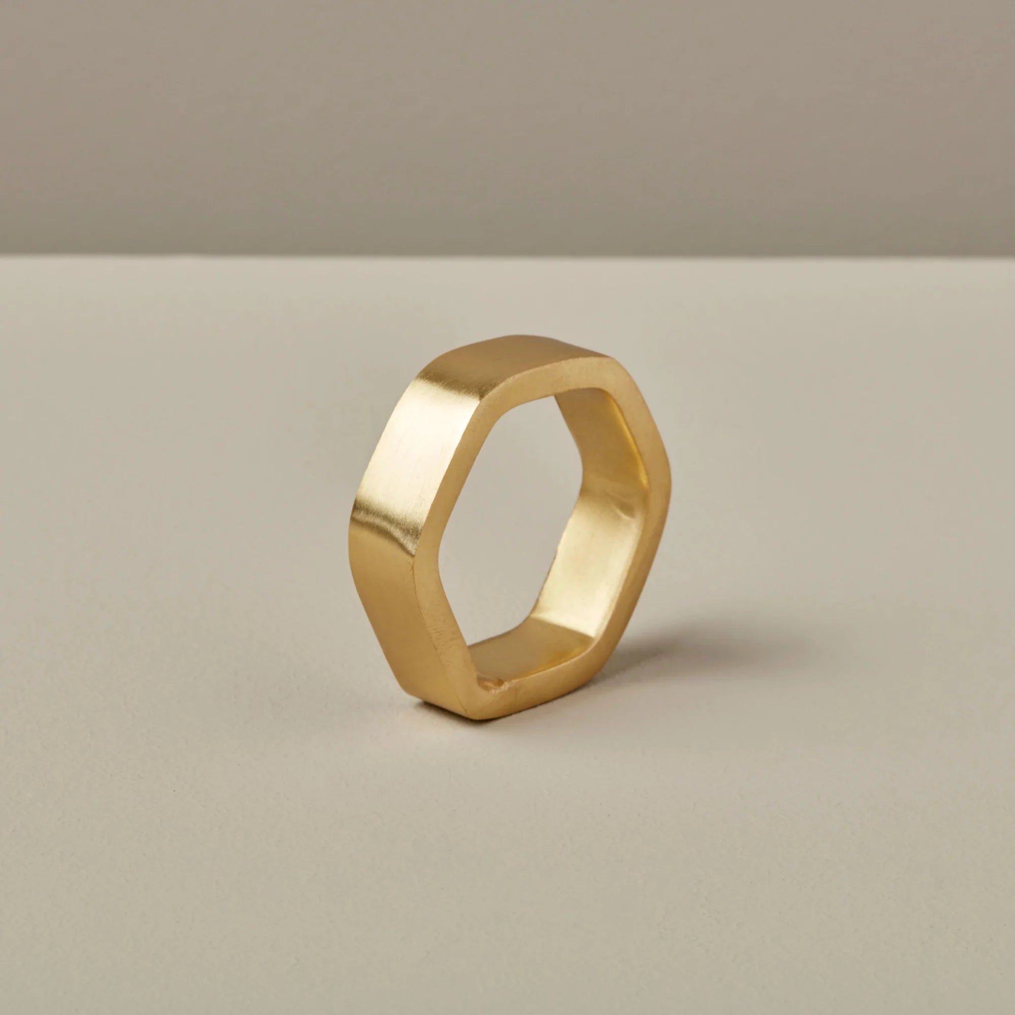 Hexagon Napkin Ring Gold Park Place Midtown